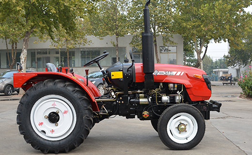 尊龙凯时-450型拖拉机